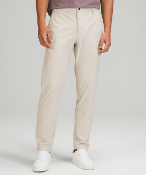 Pantalon Lululemon Commission Classic-Fit 28" Warpstreme Hombre Silverstone | 47598-EXML