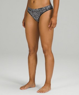 Ropa Interior Lululemon UnderEase Mid-Rise Thong Underwear Mujer Blancos Negros | 84369-POYT