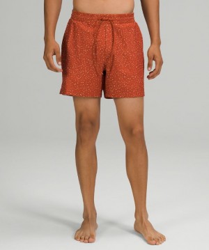 Ropa de Baño Lululemon Channel Cross Short 5" Hombre Rojos Oscuro Blancos | 19680-IRFN