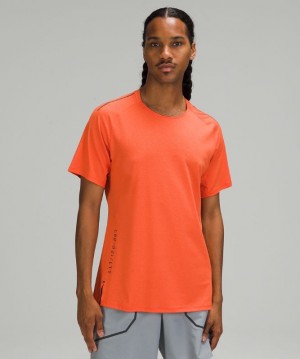 Short Lululemon Textured Training Short Sleeve Hombre Coral | 15036-SJRU