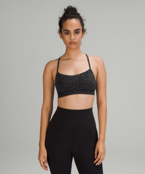 Sports Bras Lululemon Flow Y Nulu Bra Light Support, A–C Cups Mujer Leopardo Camuflados Negros Multicolor | 65134-UAFQ