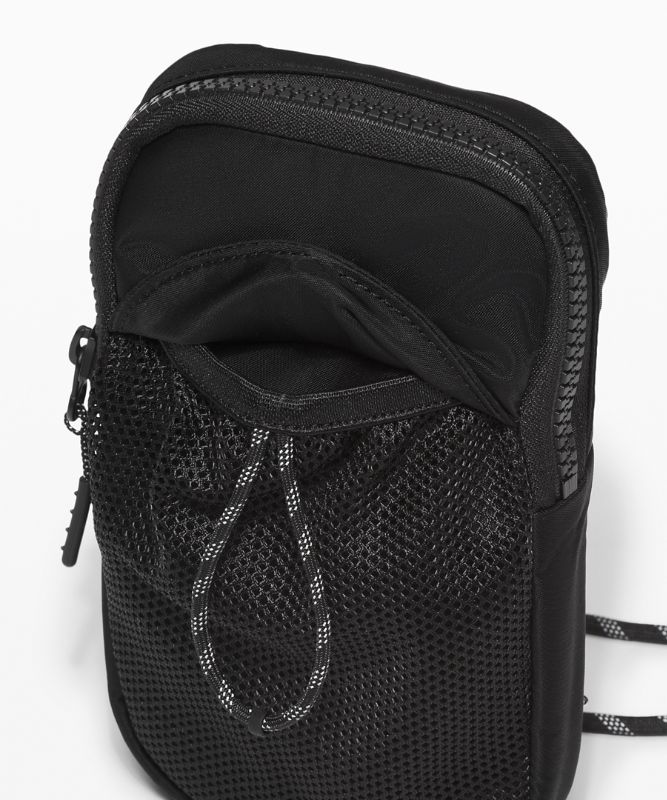 Bolsas Lululemon Take it On Crossbody Pouch Accessories Negros | 39148-AHMK