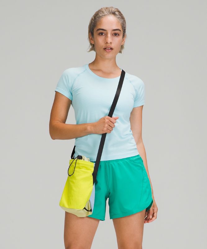 Bolsas Lululemon Waterbottle Crossbody Accessories Amarillos Verdes Azules Beige | 42067-YKFM