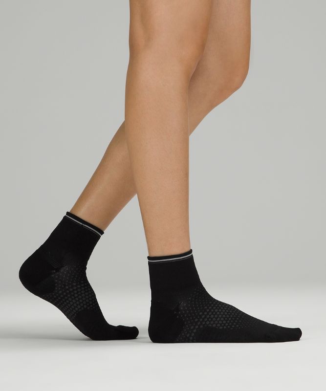 Calcetines Lululemon MacroPillow Ankle Running Sock Medium Cushioning Mujer Negros | 09654-QMWC