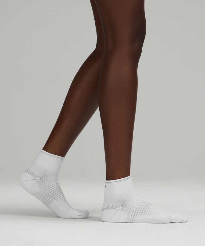 Calcetines Lululemon MacroPillow Ankle Running Sock Medium Cushioning Mujer Blancos | 74603-VKPB