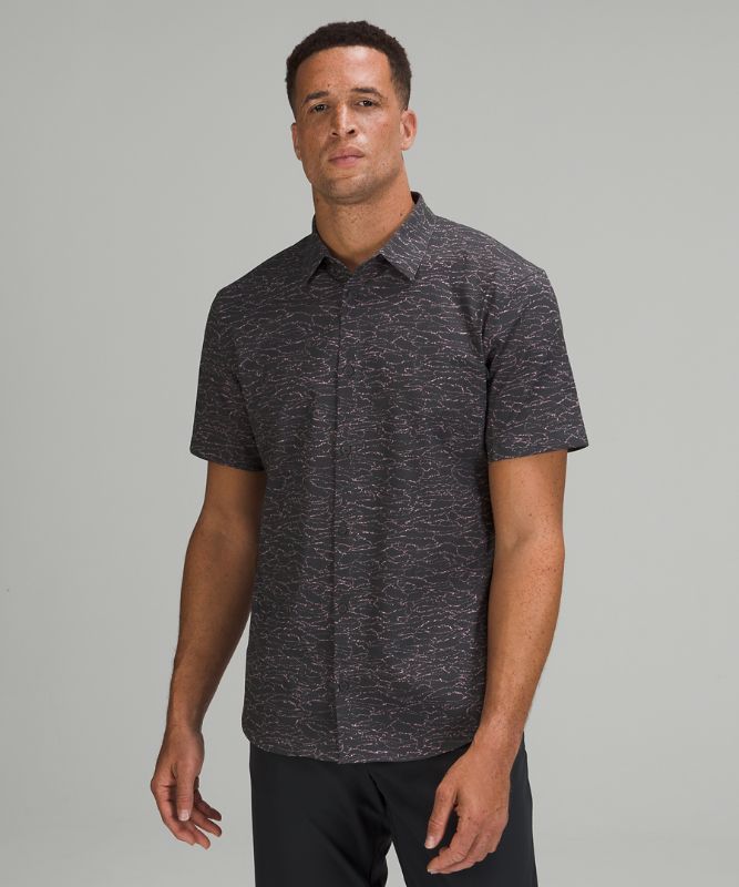 Camisa Lululemon Airing Easy Short Sleeve Shirt Hombre Camuflados Rosas Grises Marrom Grises Oscuro | 13950-REDU