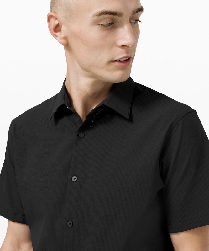 Camisas Lululemon Airing Easy Short Sleeve Button Up Shirt Ventlight Mesh Hombre Negros | 89457-HSEX