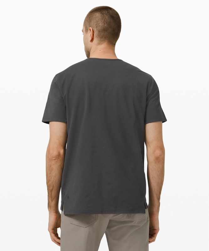 Camiseta Lululemon Chest Pocket Relaxed Fit T Hombre Grises Oscuro | 40632-FDZP