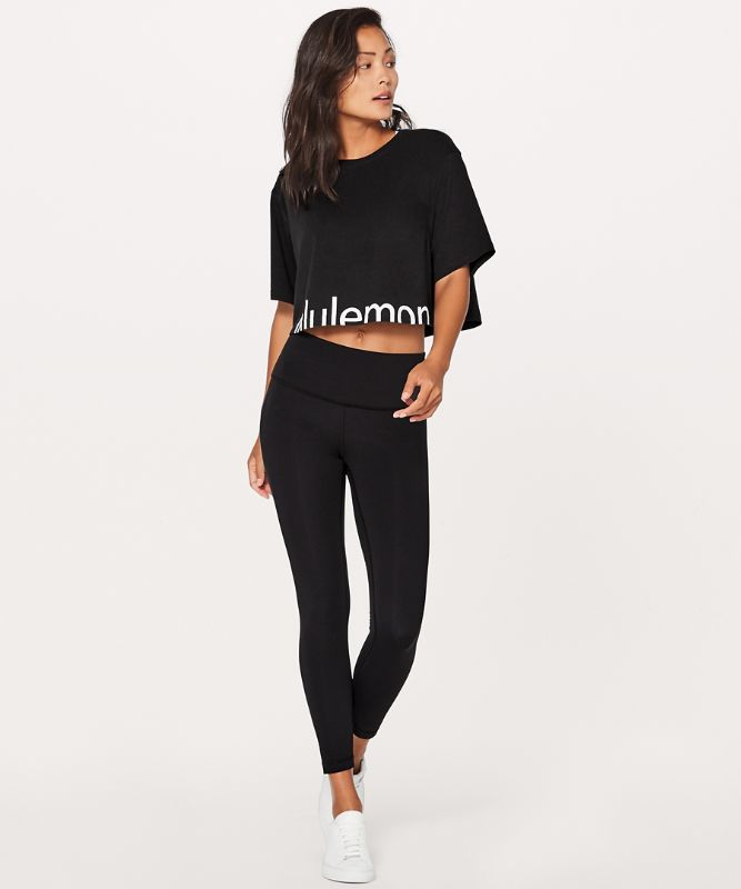 Camiseta Lululemon Cortes Crop Logo Mujer Negros | 46195-RDBU