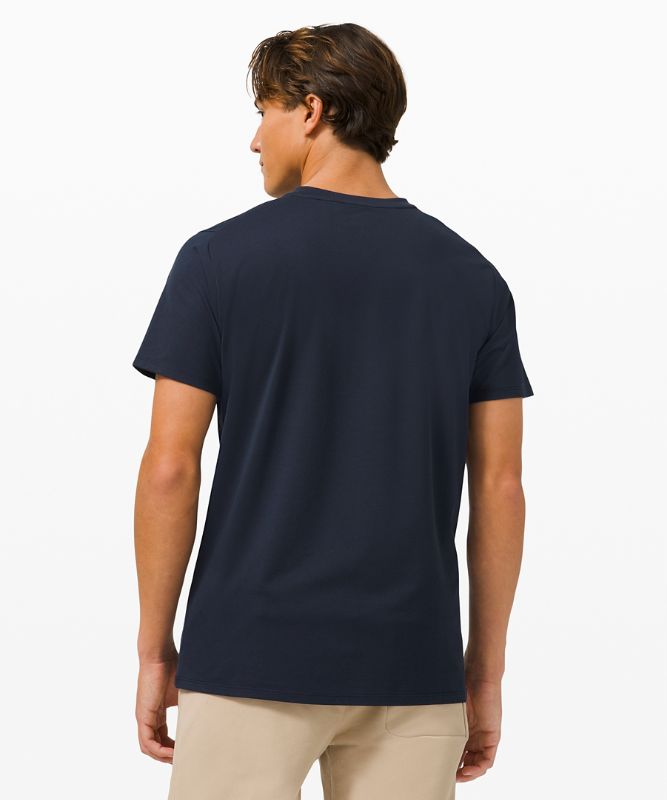 Camiseta Lululemon The Fundamental V Hombre Azul Marino | 13627-BXFW