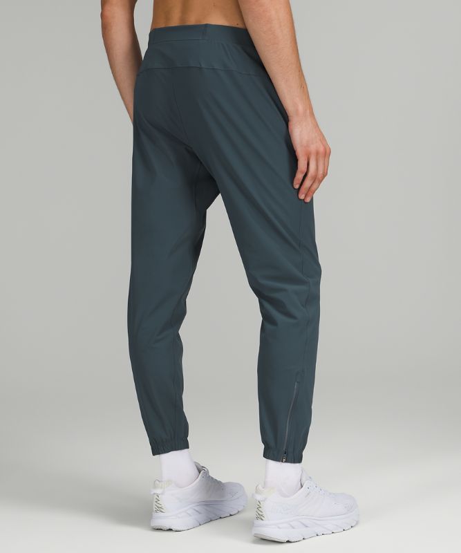 Pantalon Jogger Lululemon Surge 29