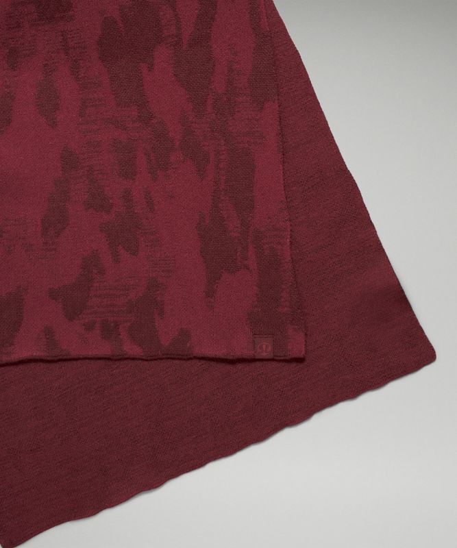 Scarves & Gloves Lululemon Oversized Camo Jacquard Scarf Accessories Rojos Vino | 29480-UOVZ