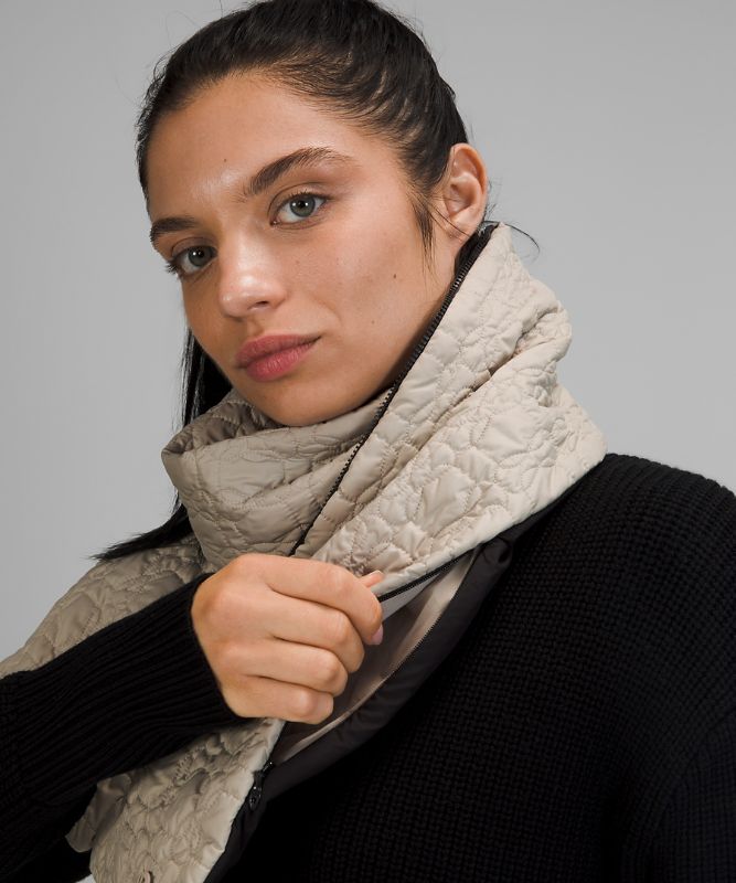 Scarves & Gloves Lululemon Reversible Quilted Zip Scarf Accessories Beige Negros | 07364-BSIT