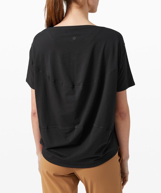 Short Lululemon Back in Action Short Sleeve Mujer Negros | 59712-KYCZ