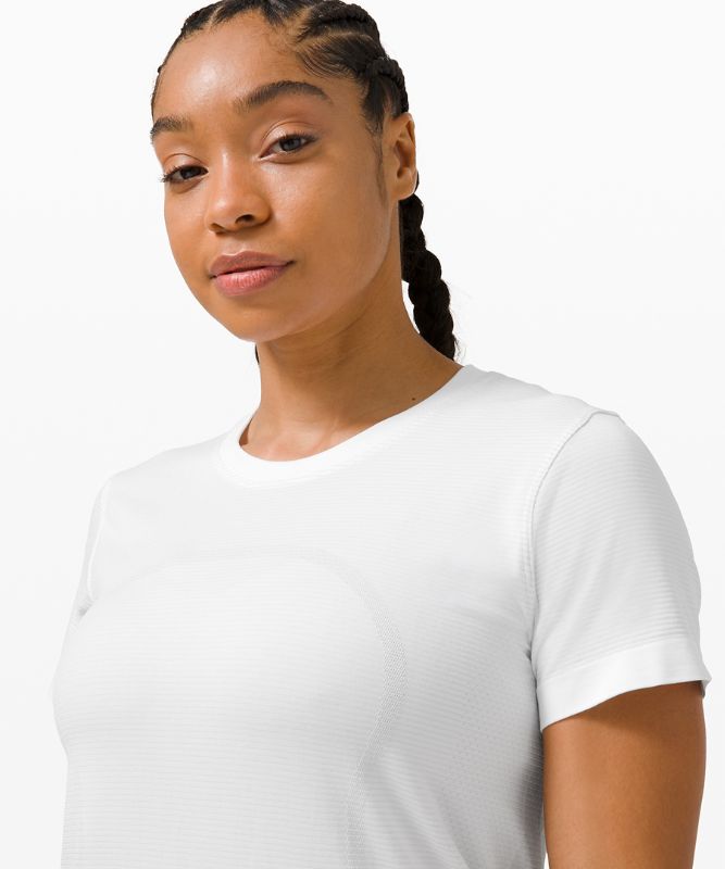 Short Lululemon Swiftly Breathe Short Sleeve Mujer Blancos Blancos | 31946-QPKM