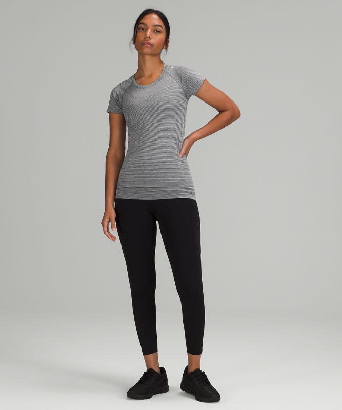 Short Lululemon Swiftly Tech Short Sleeve 2.0 Mujer Grises Negros Blancos Grises | 98374-KXSW