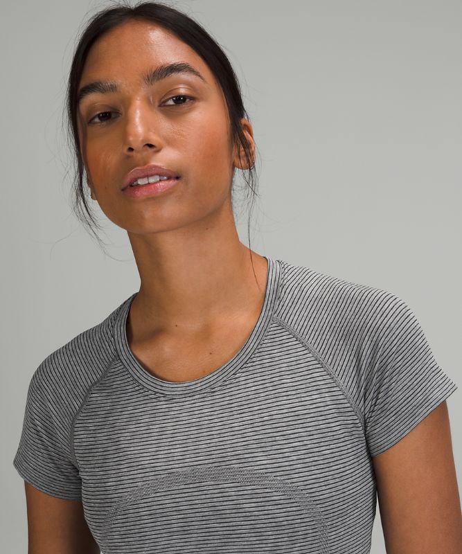 Short Lululemon Swiftly Tech Short Sleeve 2.0 Mujer Grises Negros Blancos Grises | 98374-KXSW