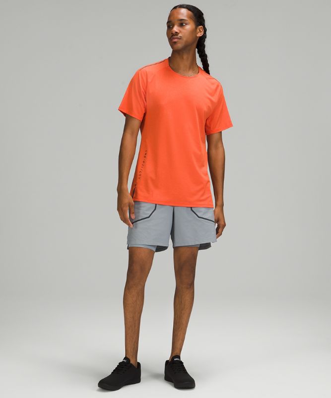 Short Lululemon Textured Training Short Sleeve Hombre Coral | 15036-SJRU