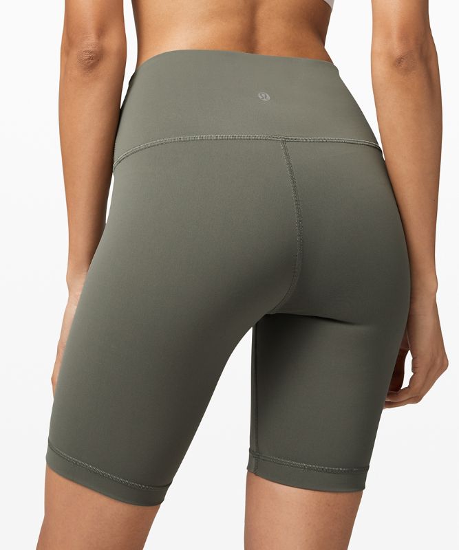 Short Lululemon Wunder Train High-Rise Short 8