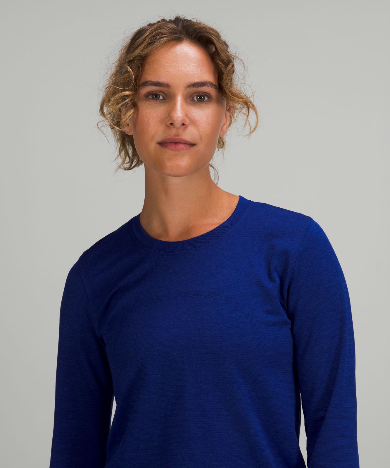 Tops Lululemon Swiftly Relaxed Long Sleeve Mujer Larkspur / Larkspur | 95724-YTUN