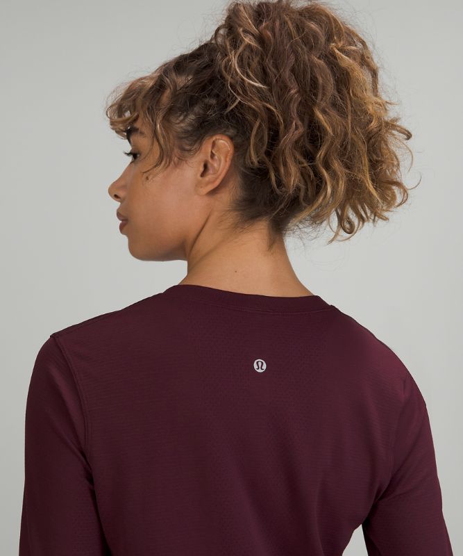 Tops Lululemon Swiftly Relaxed Long Sleeve Mujer Cassis / Cassis | 98702-WXHF