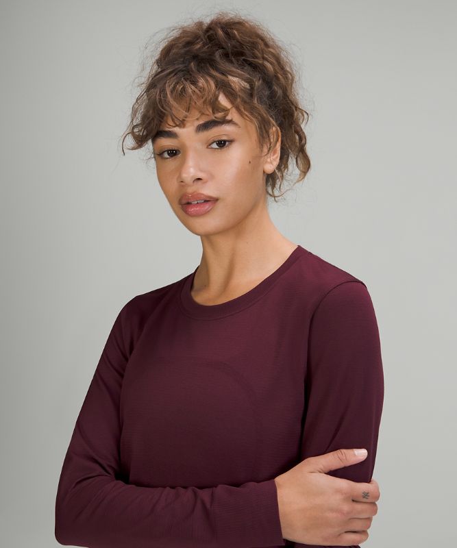 Tops Lululemon Swiftly Relaxed Long Sleeve Mujer Cassis / Cassis | 98702-WXHF