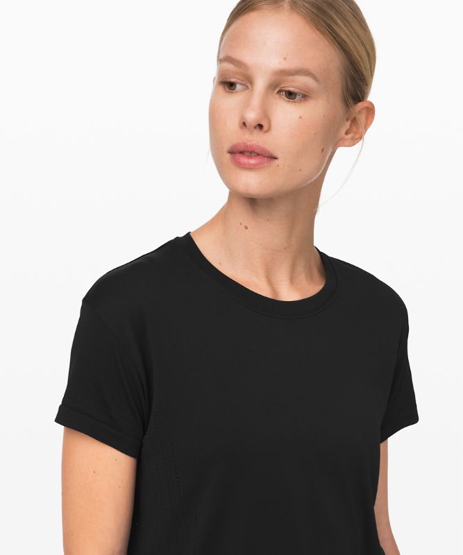 Tops Lululemon Train to Be SS Mujer Negros Negros | 34650-DQAO